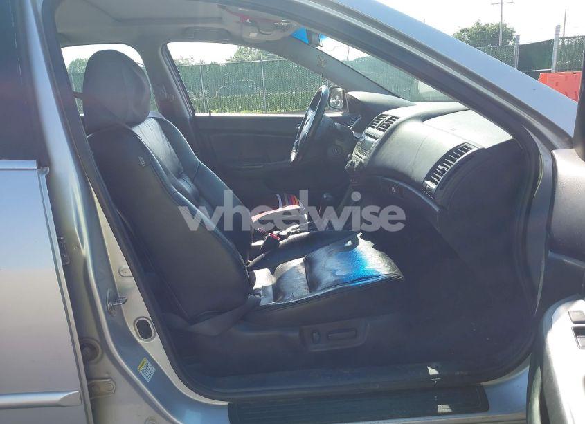 Photo 5 of 2004 Honda Accord 3.0 EX (VIN 1HGCM66514A048924)