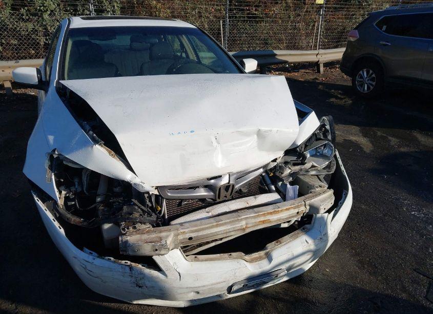 Photo 6 of 2005 Honda Accord 3.0 EX (VIN 1HGCM66515A010739)