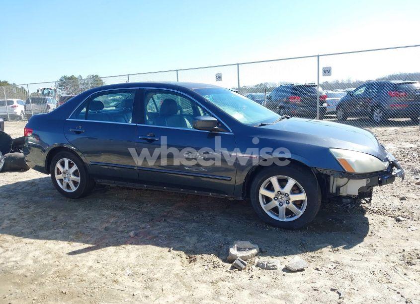 Photo 13 of 2005 Honda Accord 3.0 EX (VIN 1HGCM66515A021532)