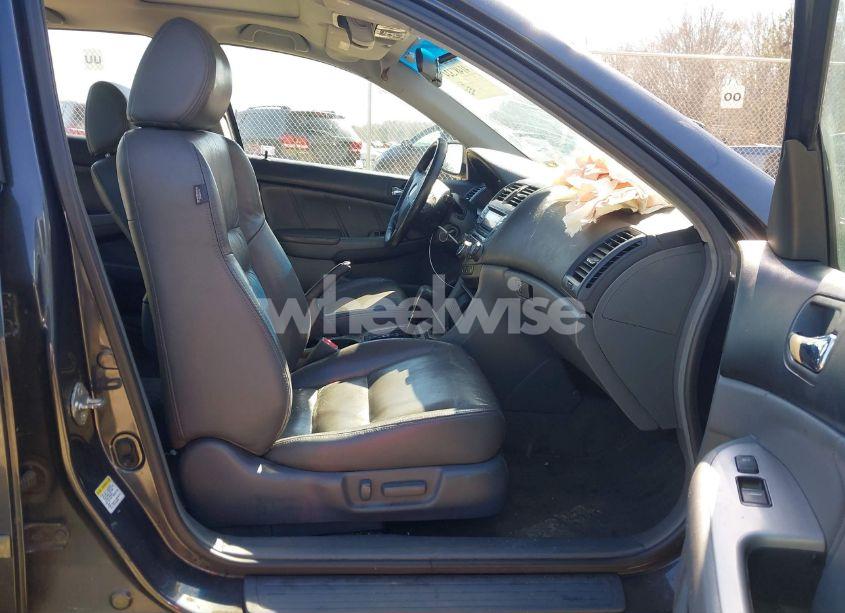 Photo 5 of 2005 Honda Accord 3.0 EX (VIN 1HGCM66515A021532)