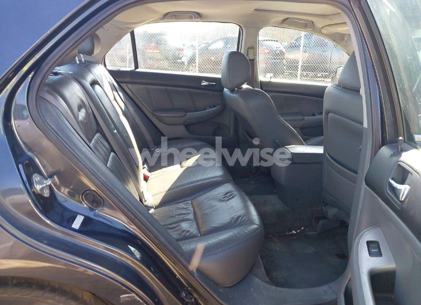 Photo 8 of 2005 Honda Accord 3.0 EX (VIN 1HGCM66515A021532)