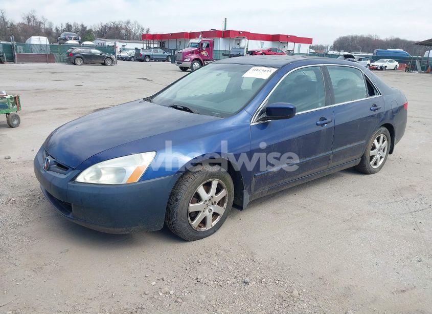 Photo 2 of 2005 Honda Accord 3.0 EX (VIN 1HGCM66515A036063)