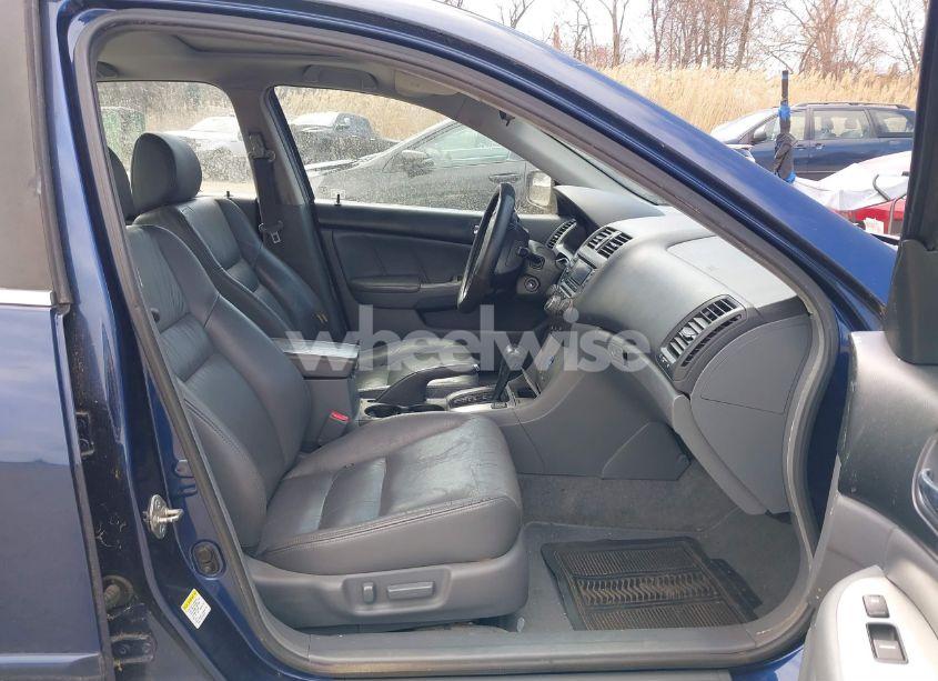 Photo 5 of 2005 Honda Accord 3.0 EX (VIN 1HGCM66515A036063)