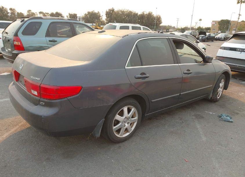 Photo 4 of 2005 Honda Accord 3.0 EX (VIN 1HGCM66515A039268)