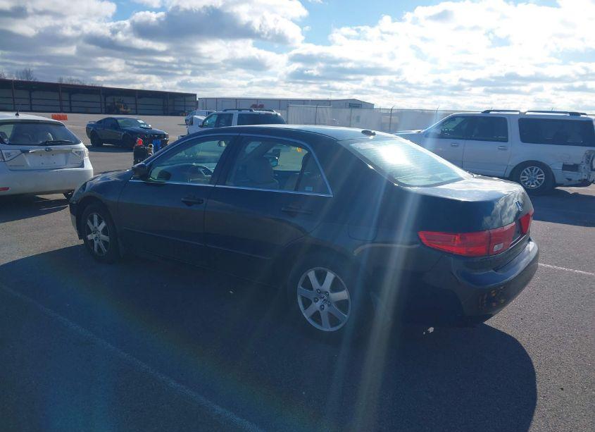 Photo 3 of 2005 Honda Accord 3.0 EX (VIN 1HGCM66515A041103)