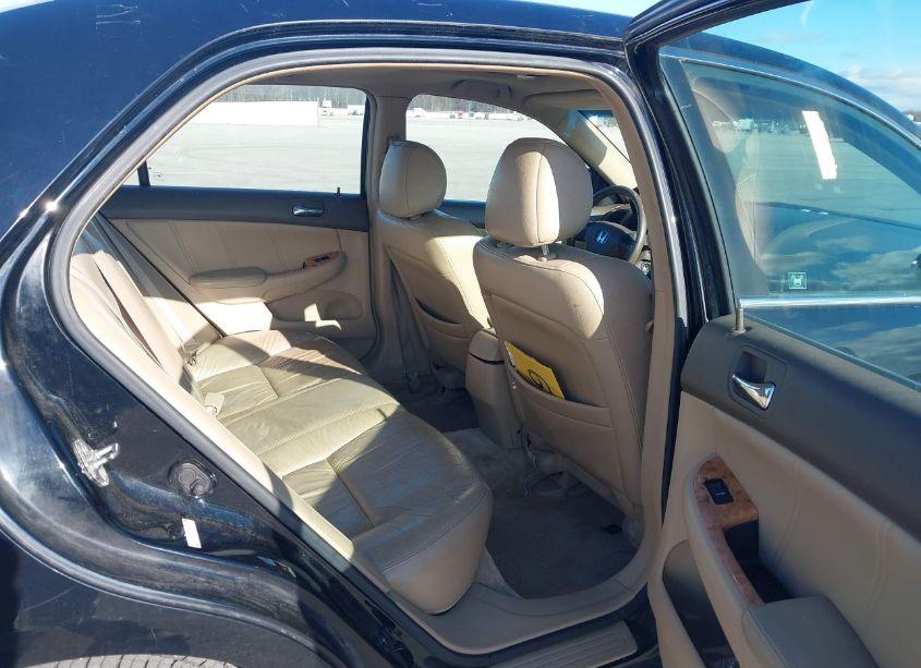 Photo 8 of 2005 Honda Accord 3.0 EX (VIN 1HGCM66515A041103)