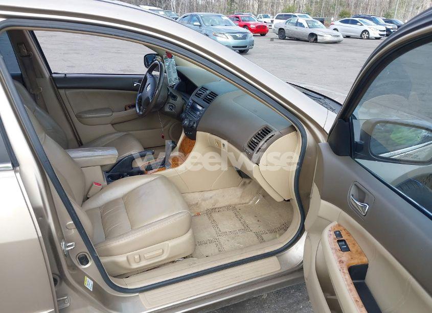 Photo 5 of 2005 Honda Accord 3.0 EX (VIN 1HGCM66515A041845)