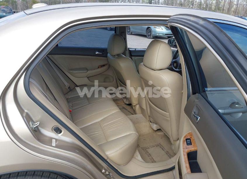 Photo 8 of 2005 Honda Accord 3.0 EX (VIN 1HGCM66515A041845)