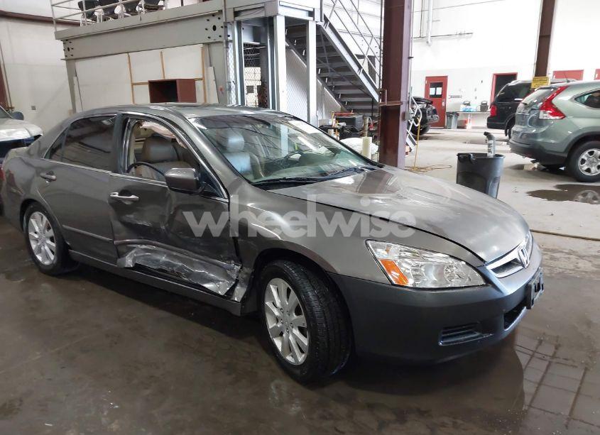 2006 Honda Accord 3.0 EX (VIN 1HGCM66516A026330) main photo