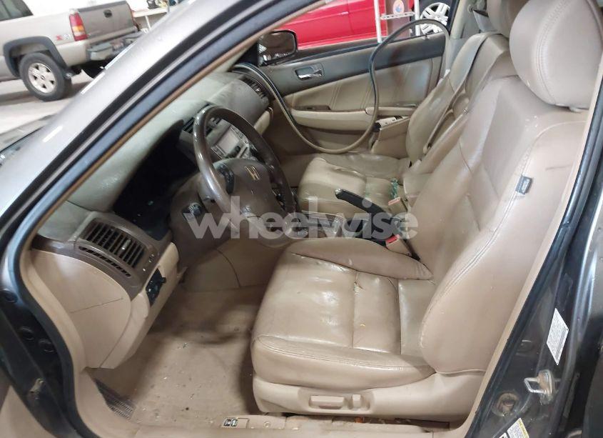 Photo 5 of 2006 Honda Accord 3.0 EX (VIN 1HGCM66516A026330)