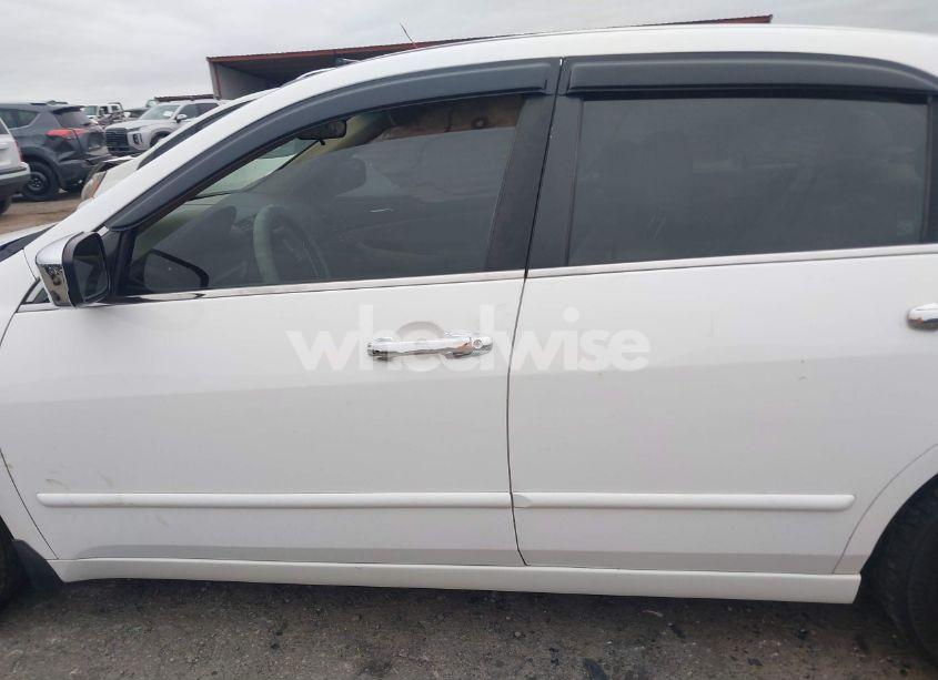 Photo 14 of 2006 Honda Accord 3.0 EX (VIN 1HGCM66516A027655)