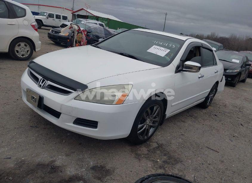Photo 2 of 2006 Honda Accord 3.0 EX (VIN 1HGCM66516A027655)