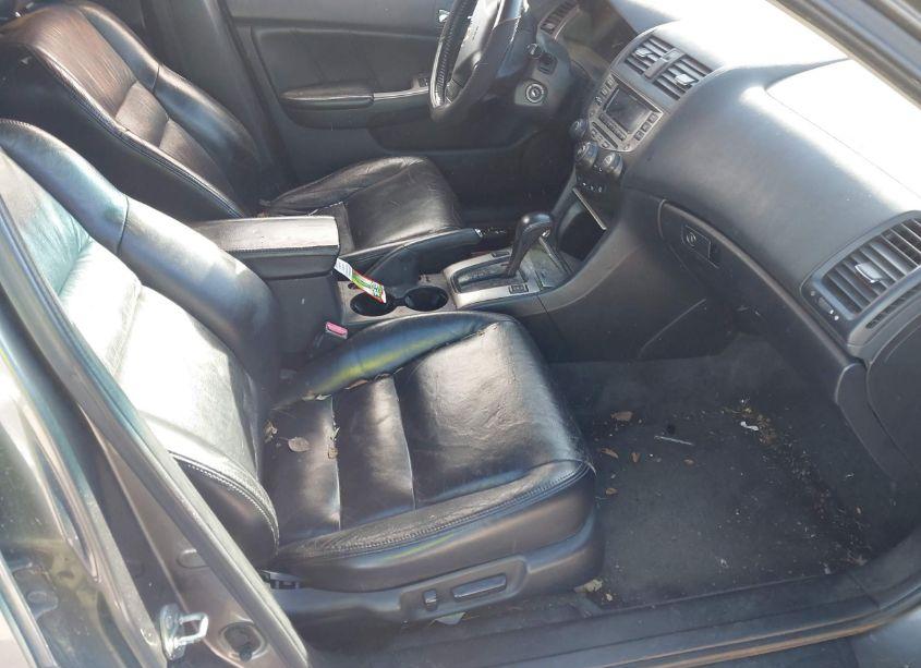 Photo 5 of 2006 Honda Accord 3.0 EX (VIN 1HGCM66516A046786)