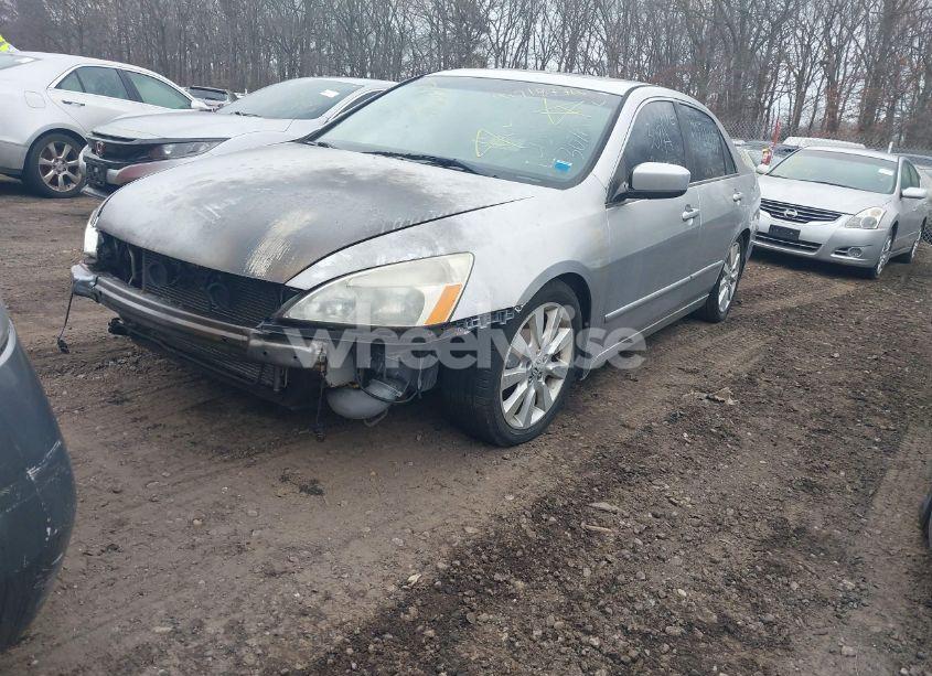 Photo 2 of 2006 Honda Accord 3.0 EX (VIN 1HGCM66516A057738)