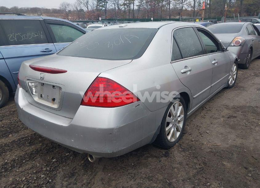 Photo 4 of 2006 Honda Accord 3.0 EX (VIN 1HGCM66516A057738)