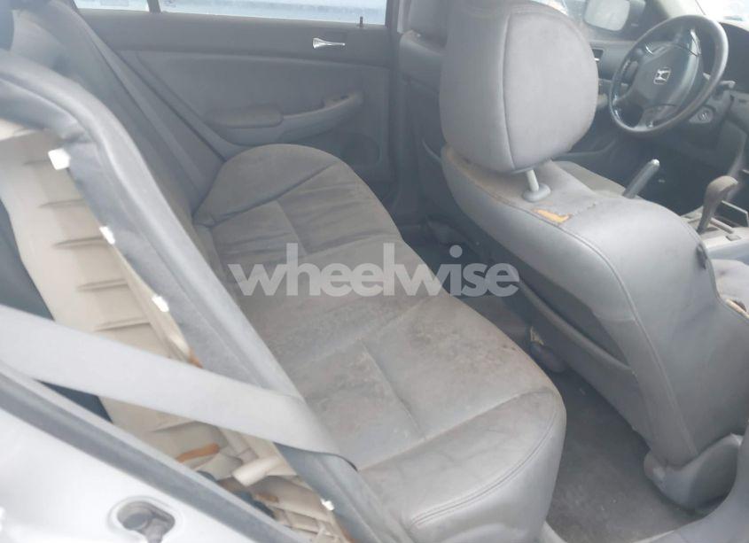 Photo 8 of 2006 Honda Accord 3.0 EX (VIN 1HGCM66516A057738)