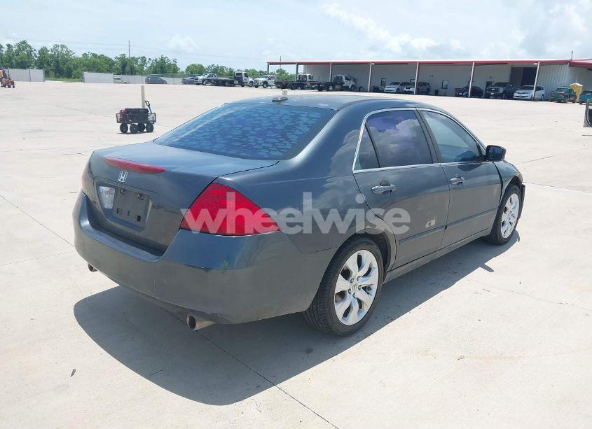 Photo 4 of 2007 Honda Accord 3.0 EX (VIN 1HGCM66517A002126)