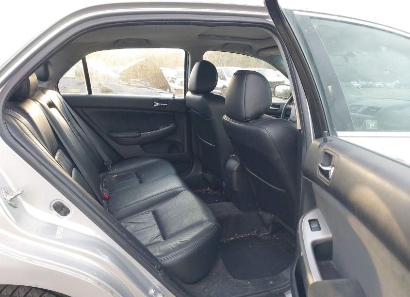 Photo 8 of 2007 Honda Accord 3.0 EX (VIN 1HGCM66517A051858)