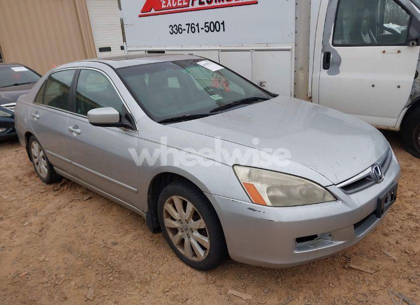 2007 Honda Accord 3.0 EX (VIN 1HGCM66517A059698) main photo