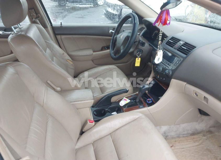Photo 5 of 2007 Honda Accord 3.0 EX (VIN 1HGCM66517A062522)