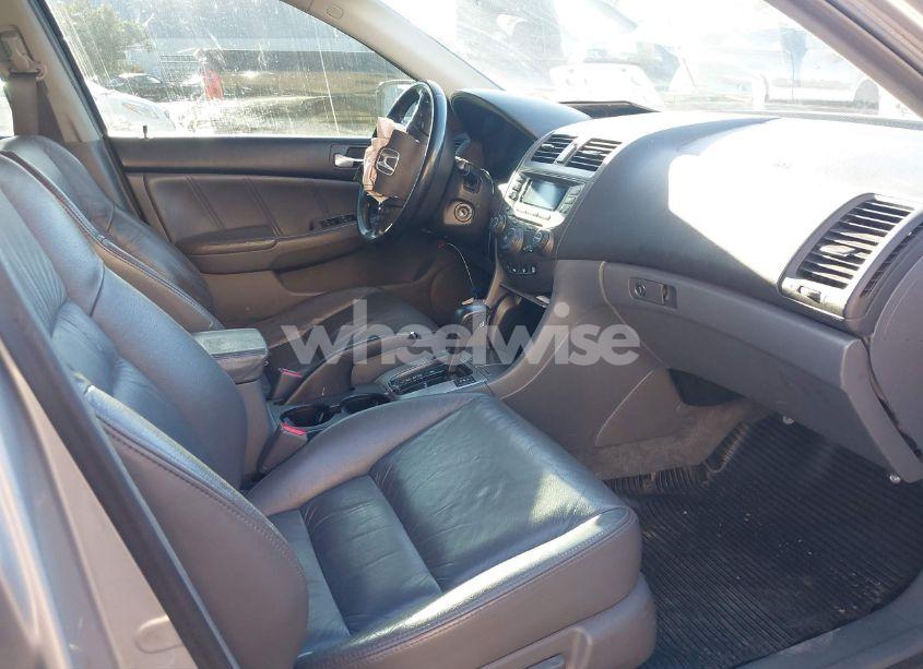 Photo 5 of 2007 Honda Accord 3.0 EX (VIN 1HGCM66517A064822)