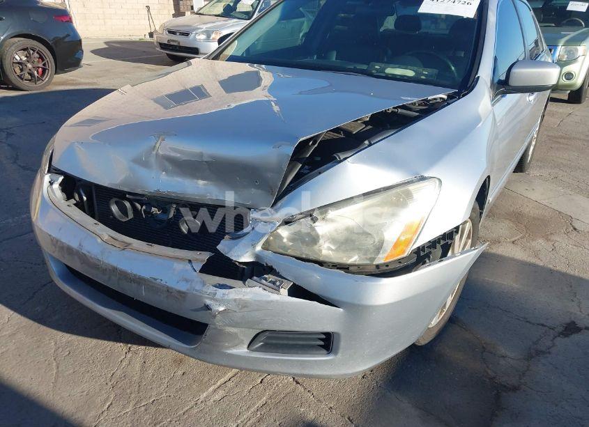 Photo 6 of 2007 Honda Accord 3.0 EX (VIN 1HGCM66517A064822)