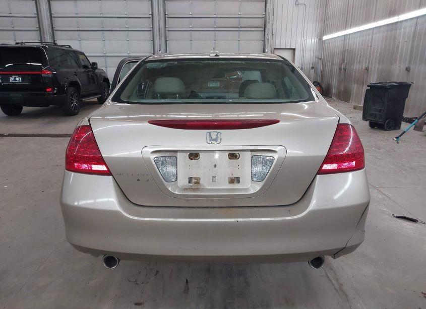 Photo 16 of 2007 Honda Accord 3.0 EX (VIN 1HGCM66517A078445)