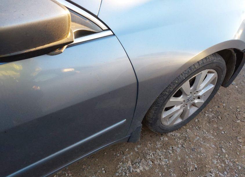 Photo 16 of 2007 Honda Accord 3.0 EX (VIN 1HGCM66517A081278)