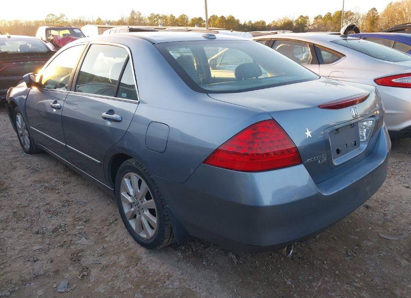 Photo 3 of 2007 Honda Accord 3.0 EX (VIN 1HGCM66517A081278)