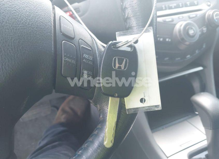 Photo 11 of 2007 Honda Accord 3.0 EX (VIN 1HGCM66517A098243)