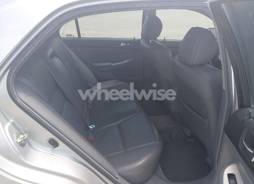 Photo 8 of 2007 Honda Accord 3.0 EX (VIN 1HGCM66517A098243)