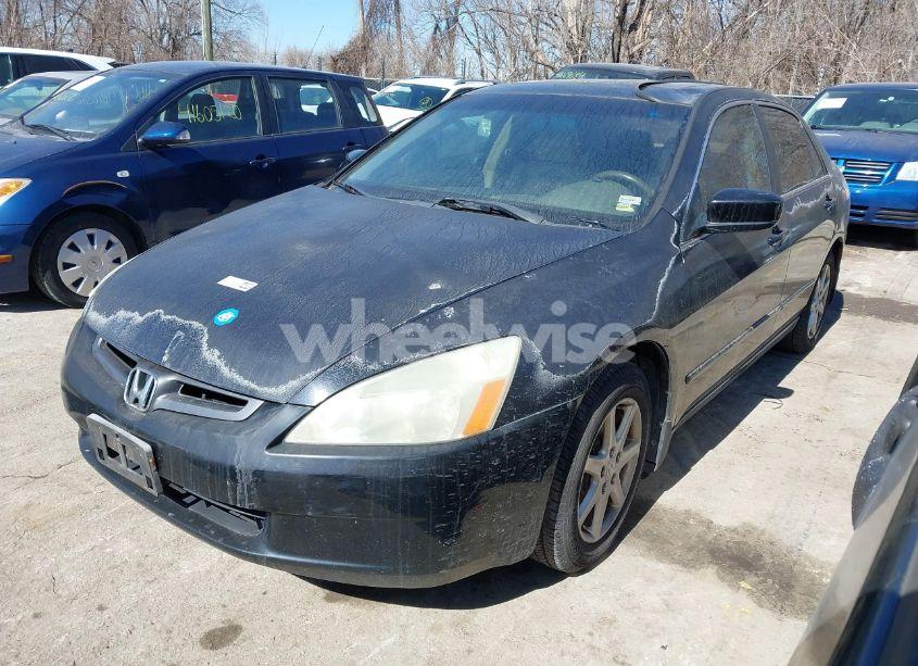 Photo 2 of 2003 Honda Accord 3.0 EX (VIN 1HGCM66523A018832)