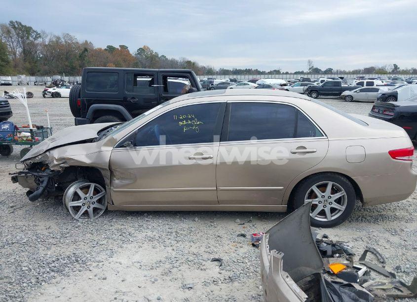 Photo 14 of 2003 Honda Accord 3.0 EX (VIN 1HGCM66523A041608)