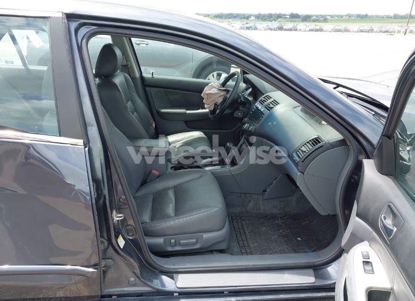 Photo 5 of 2003 Honda Accord 3.0 EX (VIN 1HGCM66523A057954)