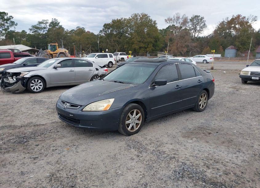 Photo 2 of 2003 Honda Accord 3.0 EX (VIN 1HGCM66523A067982)