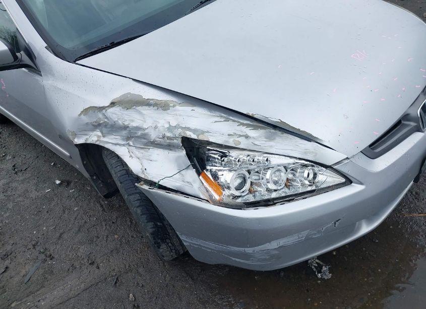 Photo 6 of 2003 Honda Accord 3.0 EX (VIN 1HGCM66523A103654)