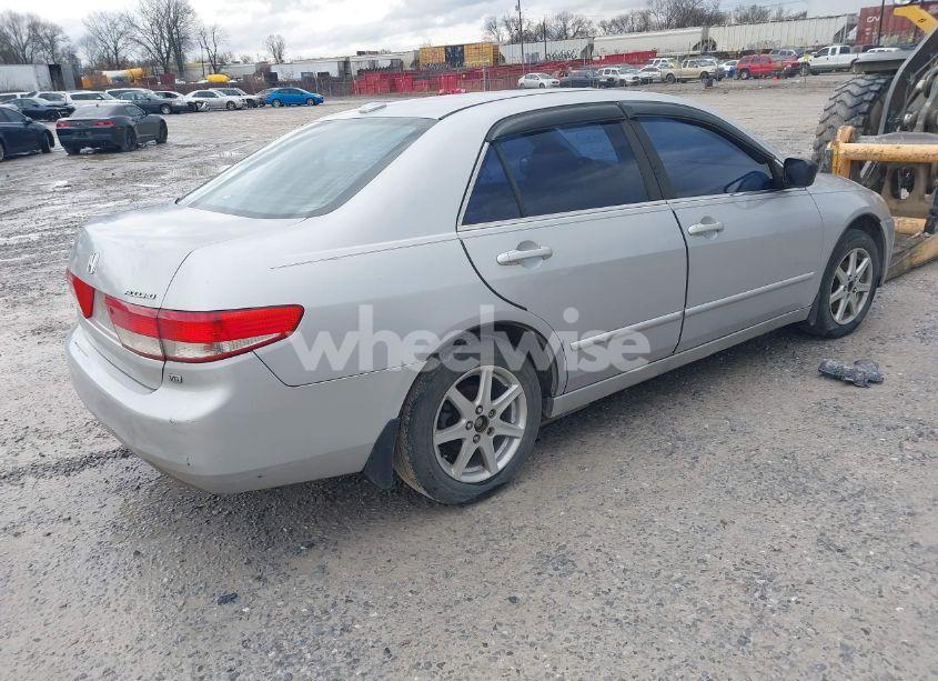 Photo 4 of 2004 Honda Accord 3.0 EX (VIN 1HGCM66524A054487)