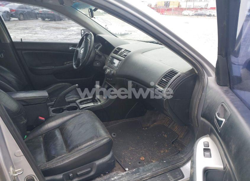 Photo 5 of 2004 Honda Accord 3.0 EX (VIN 1HGCM66524A054487)