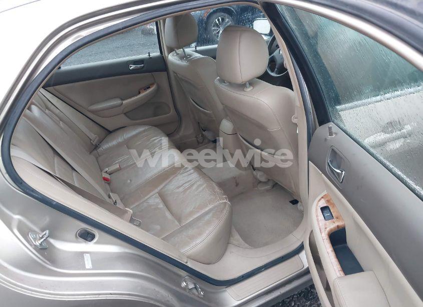 Photo 8 of 2004 Honda Accord 3.0 EX (VIN 1HGCM66524A068373)