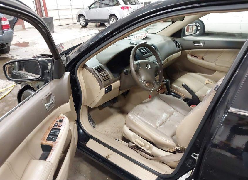 Photo 5 of 2004 Honda Accord 3.0 EX (VIN 1HGCM66524A071242)