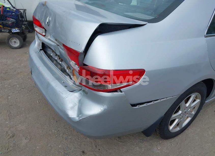 Photo 13 of 2004 Honda Accord 3.0 EX (VIN 1HGCM66524A073430)