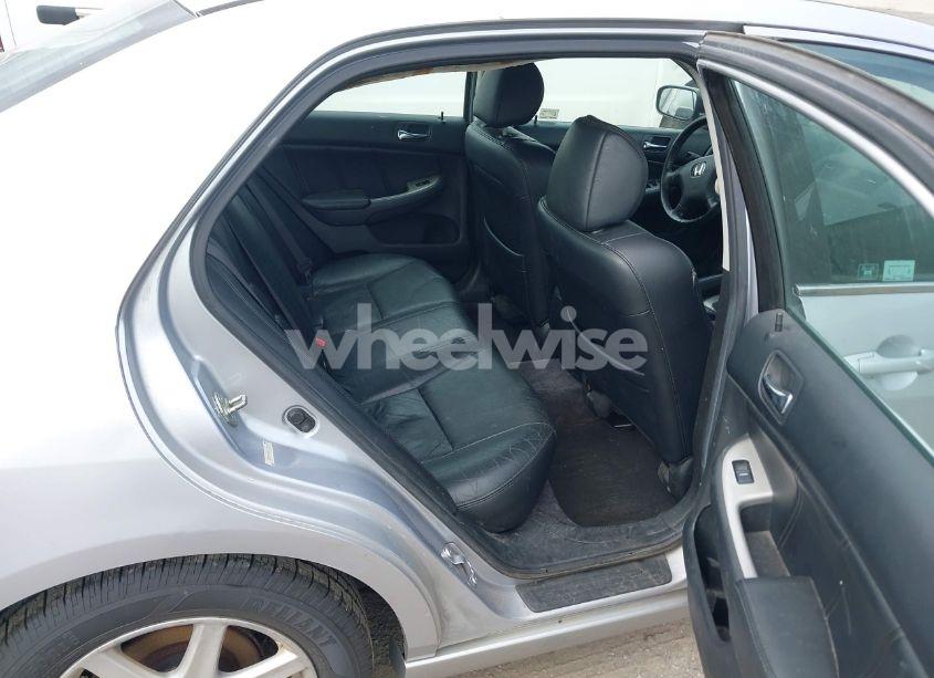 Photo 8 of 2004 Honda Accord 3.0 EX (VIN 1HGCM66524A073430)