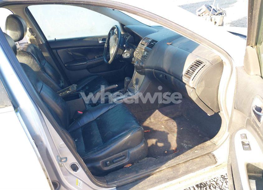 Photo 5 of 2004 Honda Accord 3.0 EX (VIN 1HGCM66524A078353)