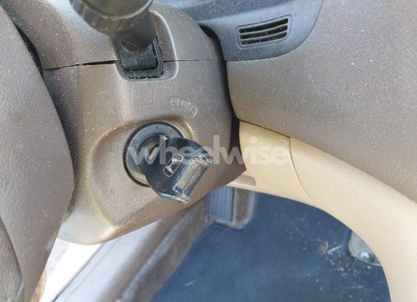 Photo 11 of 2005 Honda Accord 3.0 EX (VIN 1HGCM66525A033057)