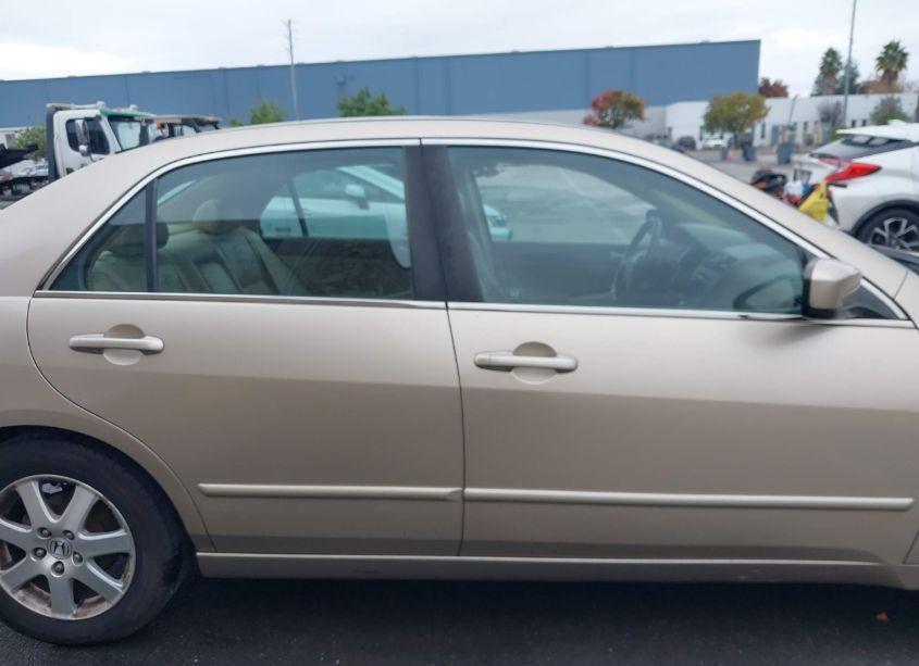 Photo 14 of 2005 Honda Accord 3.0 EX (VIN 1HGCM66525A041305)