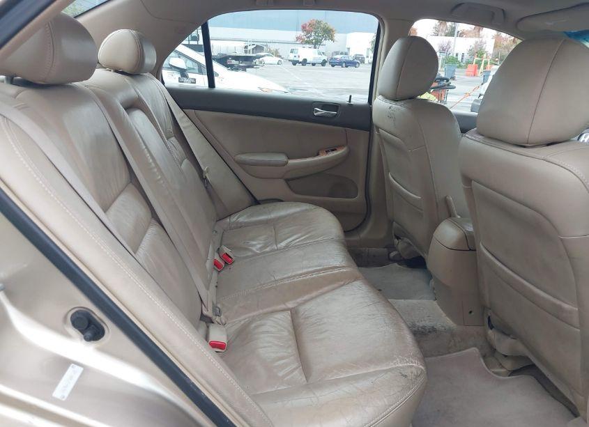 Photo 8 of 2005 Honda Accord 3.0 EX (VIN 1HGCM66525A041305)