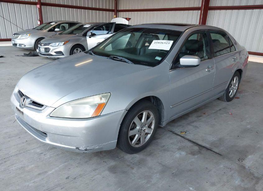 Photo 2 of 2005 Honda Accord 3.0 EX (VIN 1HGCM66525A070741)