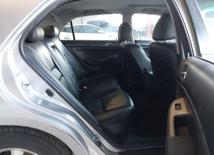 Photo 8 of 2005 Honda Accord 3.0 EX (VIN 1HGCM66525A070741)