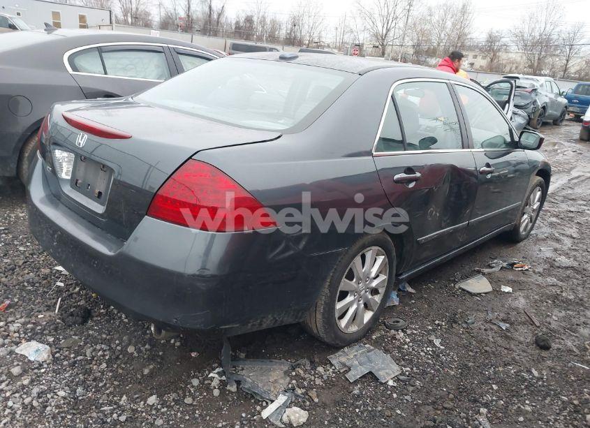 Photo 4 of 2006 Honda Accord 3.0 EX (VIN 1HGCM66526A000478)