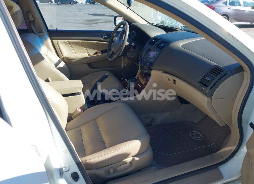 Photo 5 of 2006 Honda Accord 3.0 EX (VIN 1HGCM66526A005910)